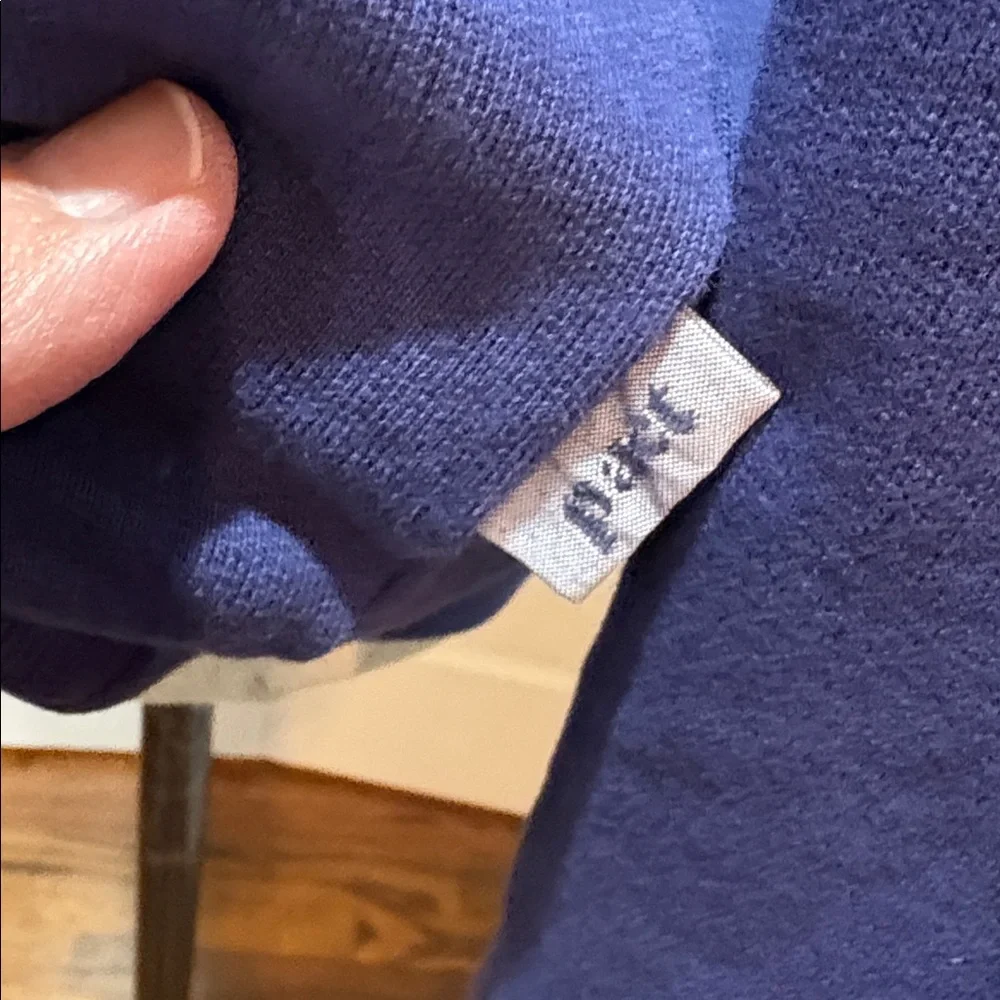 Pact size large navy blue organic crewneck sweatshirt